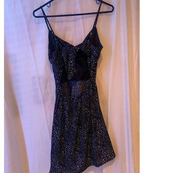 Summer dress - Picture 2 of 2